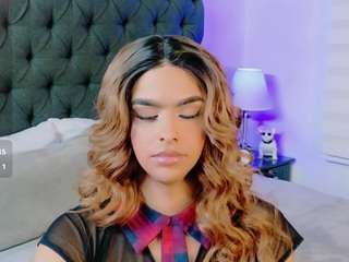 sweettcamila699 webcam