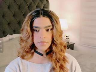 sweettcamila699 live cam profile