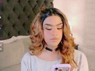 sweettcamila699 webcam