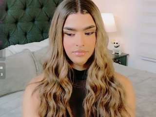 sweettcamila699 Toy live webcam