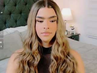 sweettcamila699 webcam