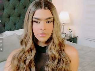 sweettcamila699 webcam