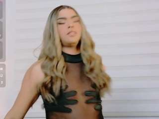 sweettcamila699 webcam