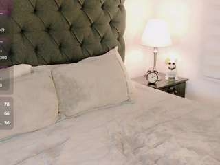 sweettcamila699 webcam