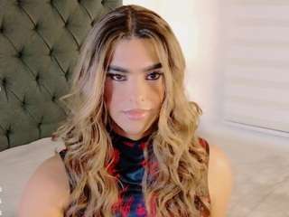 sweettcamila699 live cam preview