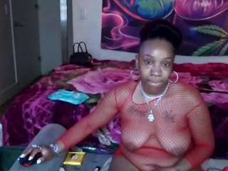  tinasnoww chat room