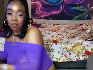 Tinasnoww's Live Sex Cam Show