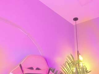 abigail-bolton Sex Cam Show