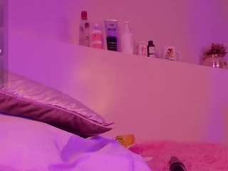 abigail-bolton Sex Cam Show