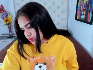 Raychell-Laputtine's Live Sex Cam Show