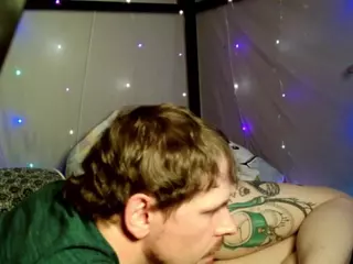Insightfulcarbonyl's Live Sex Cam Show