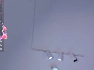 hannasophiiaa Live Webcam on CamSoda