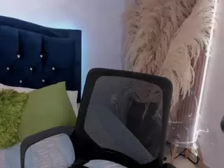 HannaSophiiaa's Live Sex Cam Show