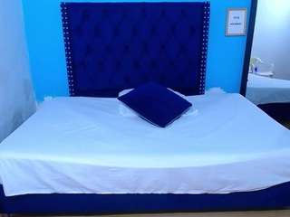 kinky-redhead18 webcam
