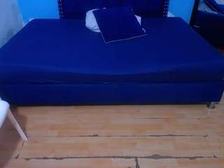 kinky-redhead18 webcam