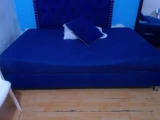 kinky-redhead18 webcam model