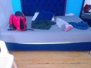 kinky-redhead18 Live Webcam on CamSoda