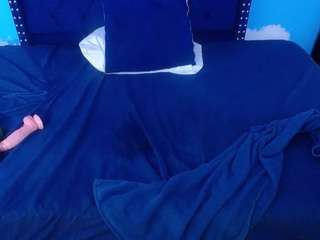 kinky-redhead18 webcam