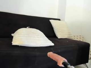 Live webcam model mialove229 on Soda Cams