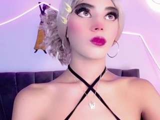 cristaal-doll
