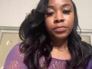 Goldie2pretty's Live Sex Cam Show
