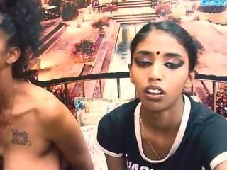 indiansexyslender webcam