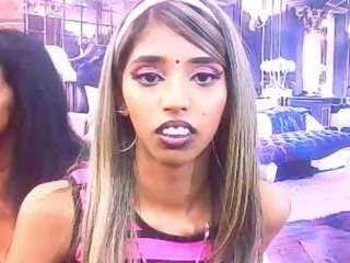 indiansexyslender webcam model