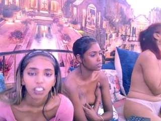 indiansexyslender live webcam show