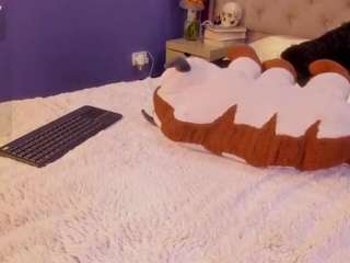 littleecherry webcam