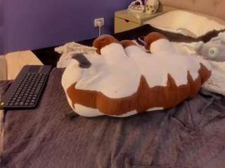 littleecherry webcam