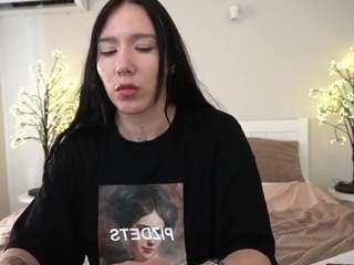nikkigoldside