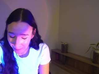 nikkigoldside Live Webcam on CamSoda