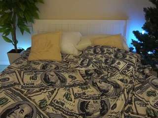 nikkigoldside's CamSoda show and profile