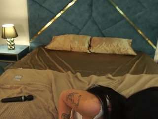 nikkigoldside