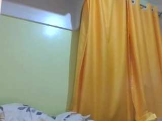 sauccyspoilage Live Webcam on CamSoda