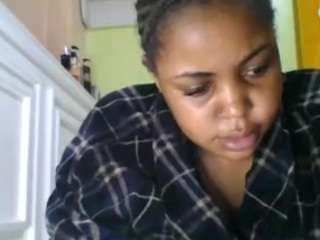 sauccyspoilage live cam profile