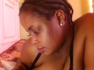 sauccyspoilage live cam profile