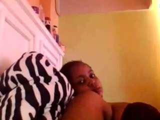 sauccyspoilage Live Webcam on CamSoda