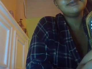 sauccyspoilage live webcam show