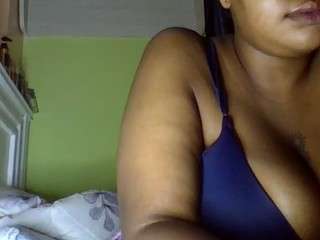 sauccyspoilage live webcam show