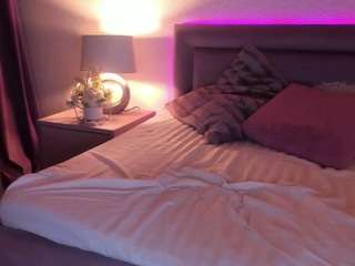 artemiskiss webcam model