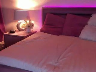 ArtemisKiss's Live Sex Cam Show