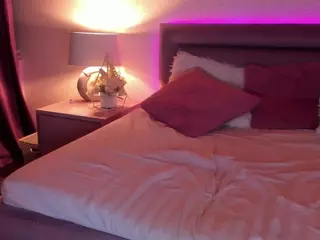 ArtemisKiss's Live Sex Cam Show