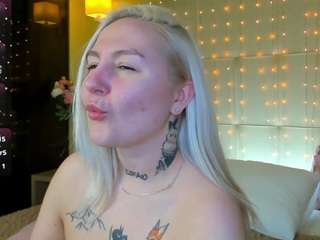 le modèle debbie-taylor est en webcam porno dans un show sur le site camsoda, il possède les tags suivants: amateur,shaved pussy,ass,naked,natural,no smoking,panty,pussy,sexy,solo,lingerie,spanking,sph,strip,tattoos,tease,teen-18,tittyfuck,young-adult,lush