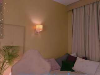 Debbie live cam preview