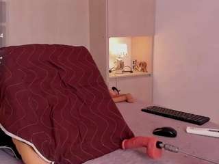 jademoller live on CamSoda