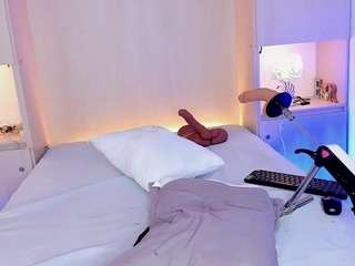 Jade Moller live cam preview