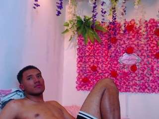  blondesquirt chat room