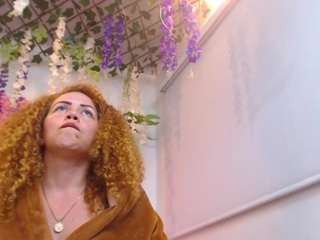 blondesquirt