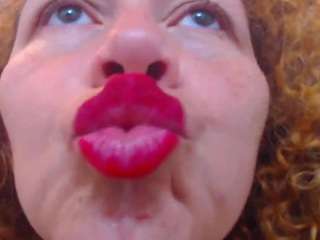 blondesquirt